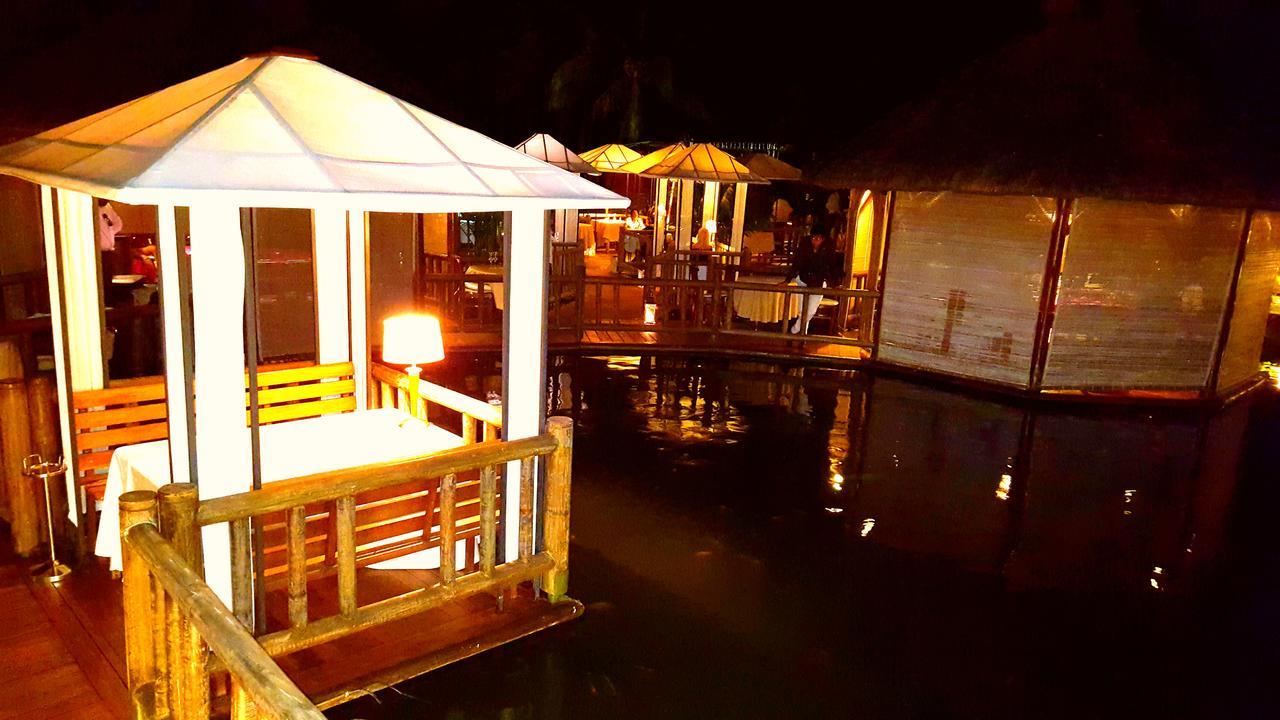 Villa In Le Tamier, 4 Bedrooms, 300M Flic En Flac Beach Ngoại thất bức ảnh