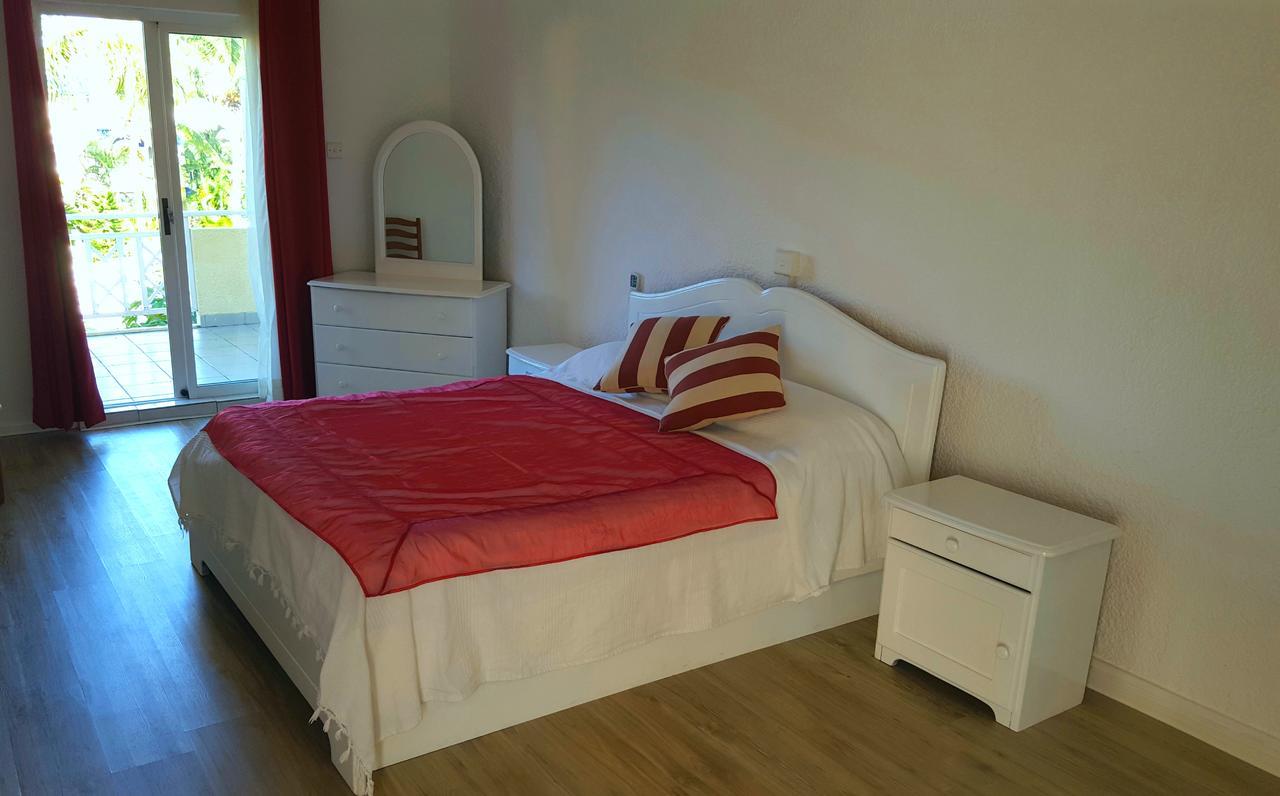 Villa In Le Tamier, 4 Bedrooms, 300M Flic En Flac Beach Ngoại thất bức ảnh